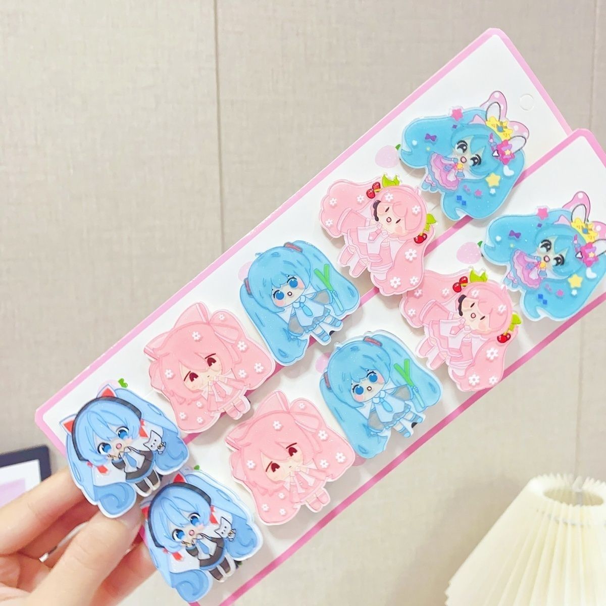 Hatsune Miku cartoon hair clip - огляд і ціна Hair Bundles